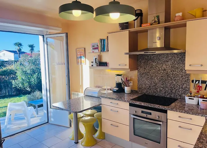 Belle Maison Grand Jardin Proche Cote Des Basques